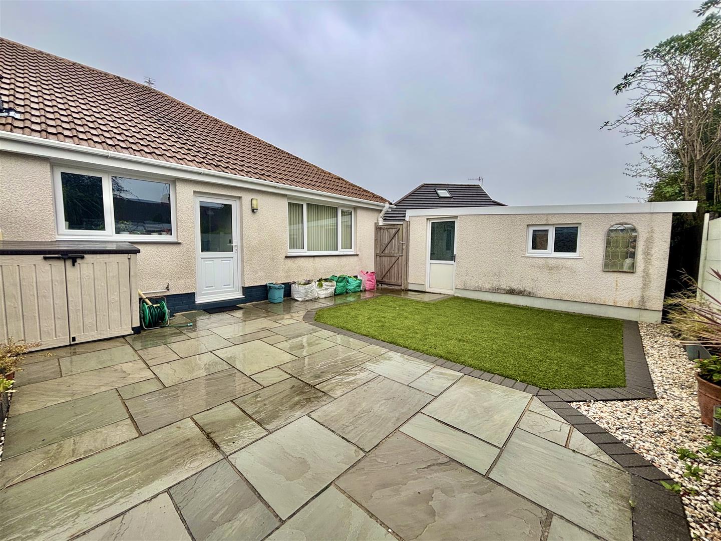 Clyne View, Killay, Swansea, SA2 7EA